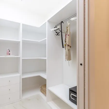 Dimora 4*